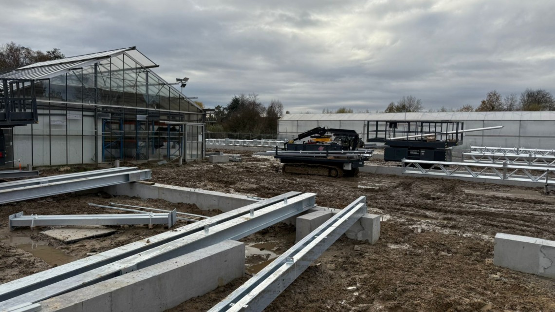 Campus Science Green atrium construction 5