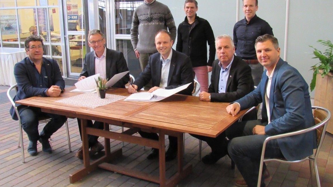 Glass Smiemans ondertekening WHC bouw