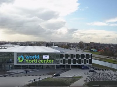 World Horti Center glass construction