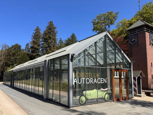 Huis Doorn glasshouse for museum